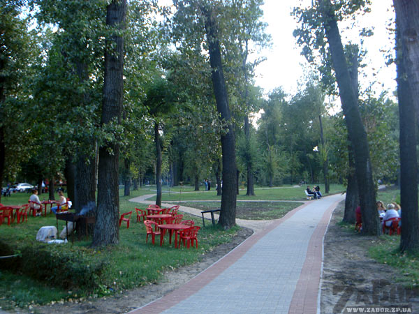 ����� ������ �� ��������. ������� �������� � 50-����� ������� ���� (���������)