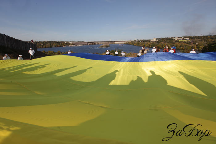 100-�������� ���� ������� � ������� ��������� � ��������� �� ���� ������