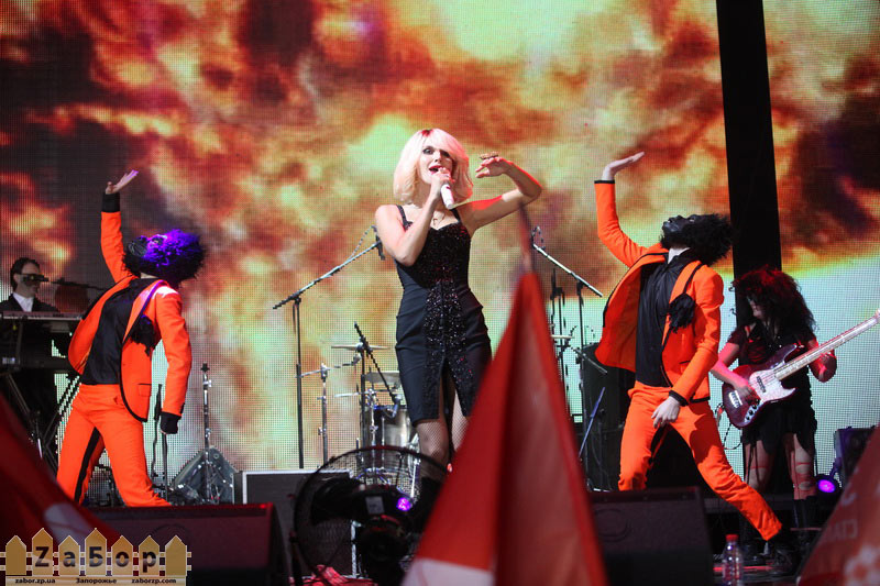 ������ �� �������� � 80-����� ������������ � ���������