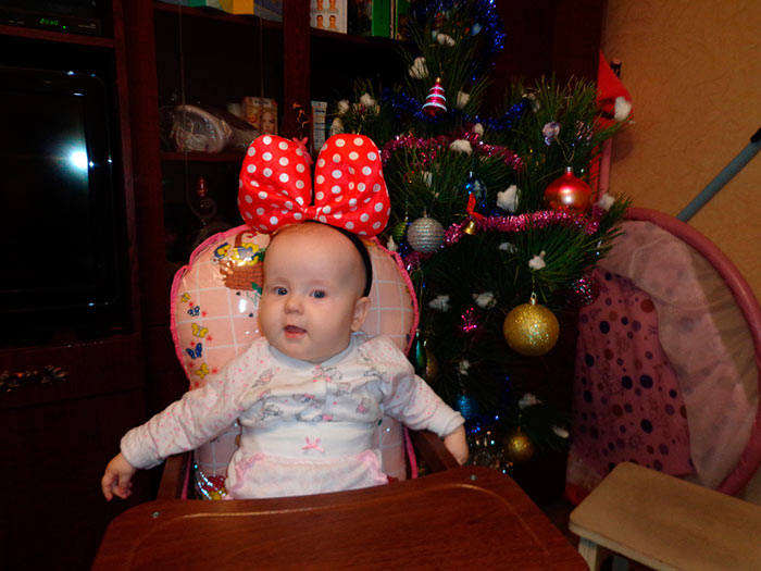 ����� ����