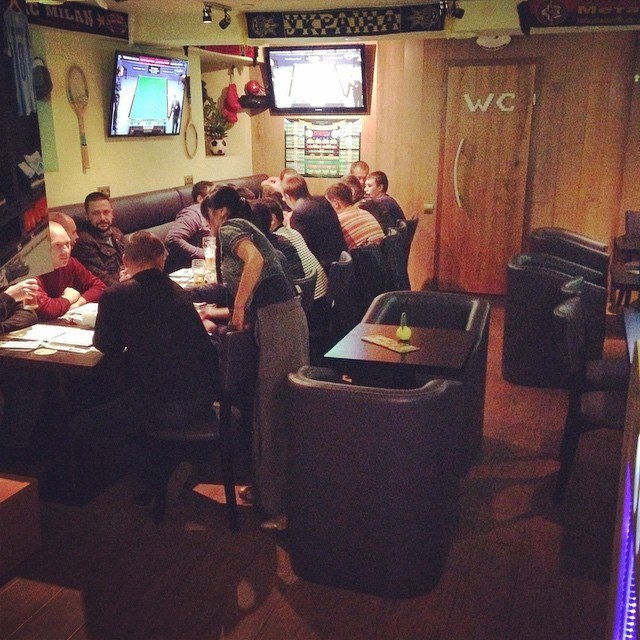 "TRIBUNA" (Sportcafe) - "�������" (���������)