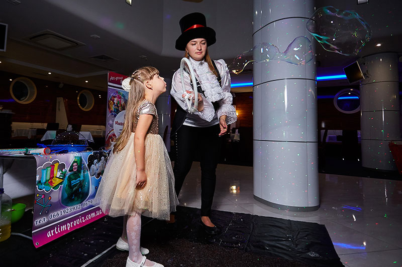 ���-������ "������������" (������� ���������)