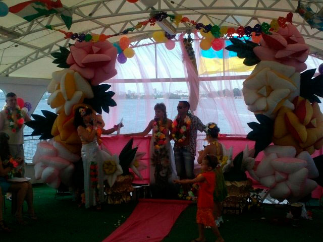 "����" (������������ ���������)