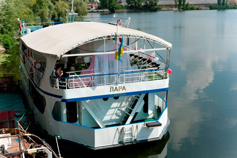 "����" (������������ ���������)