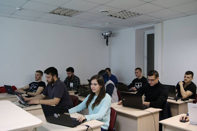 Beetroot Academy - "������ ��������" (��-�����)