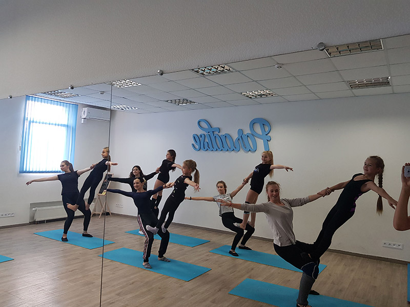 "Dance Room Paradise" - "���� ��� �������" (c����� ����������� � ��������� ������)