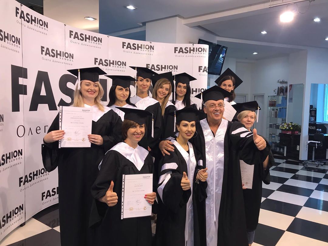 "Fashion School" - "���� ����" ����� ����������� (�������� ��������������� ���������)