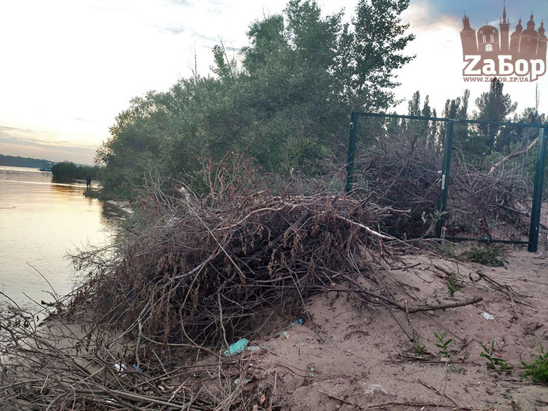 �������� ������-���������������� ��������� Pool & Beach (���������)