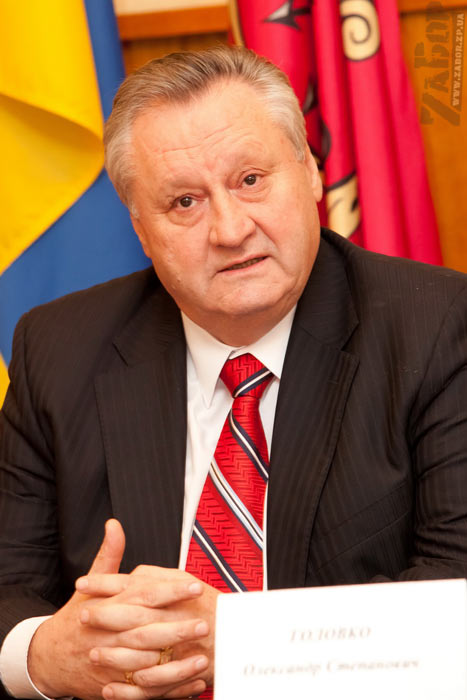 ���-��� ��������� ��������� ������� �� 60-����� � �����