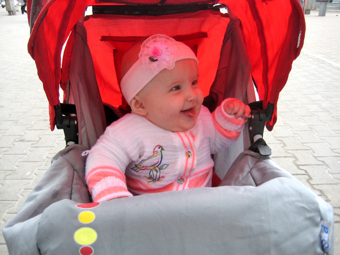 �������