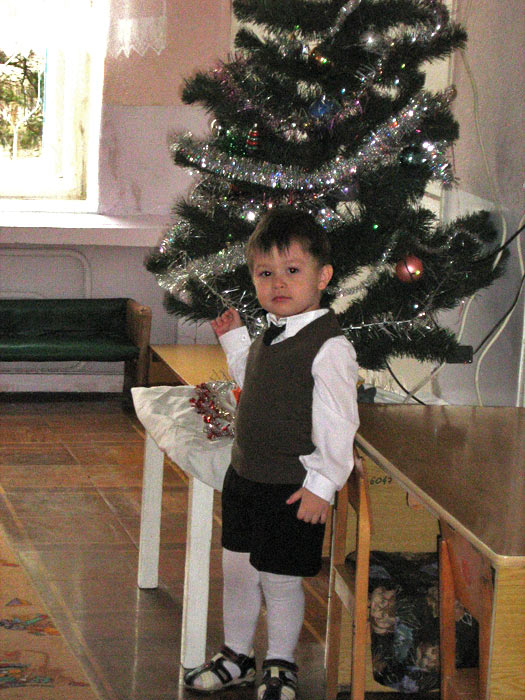 ����� ����