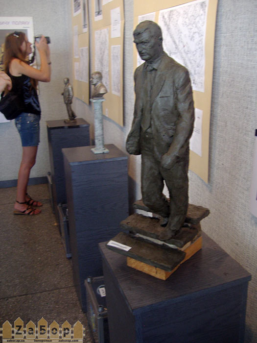 ������ ��������� ���������� ������ � ���������