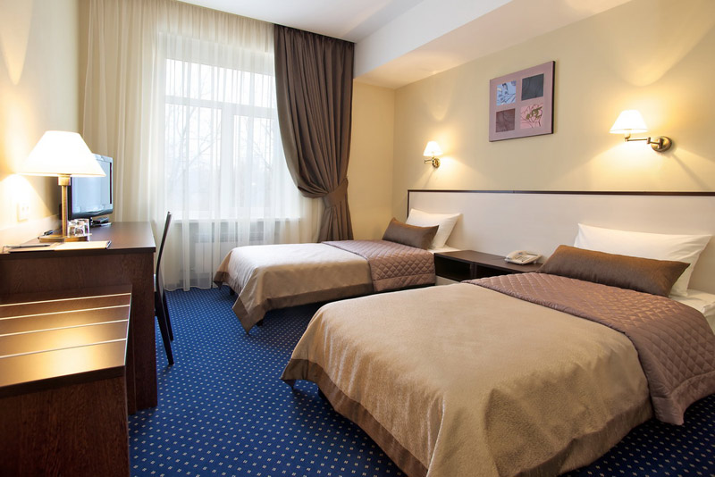 ����� "����-��������" � ����� "�����������" (���������)