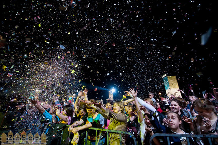 �������� � � �����  (���������)