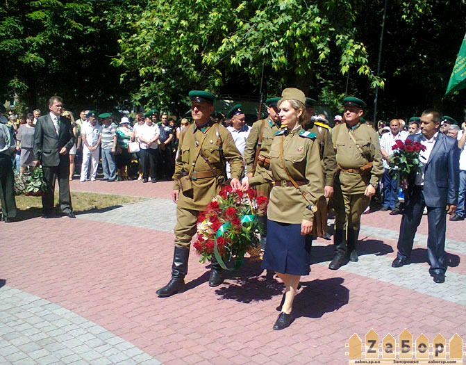 ���� ������ ��������� � ��������� ������������� � ���������