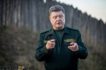 Порошенко на Хортице (что-то рассказывает) Порошенко на Хортице (что-то рассказывает)