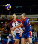 ����� ����